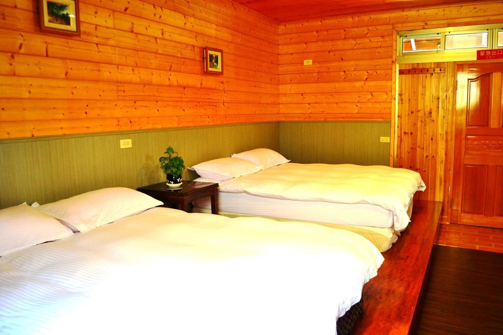 Fanlu 중 밍 주 타오이 팡 B&B 외부 사진